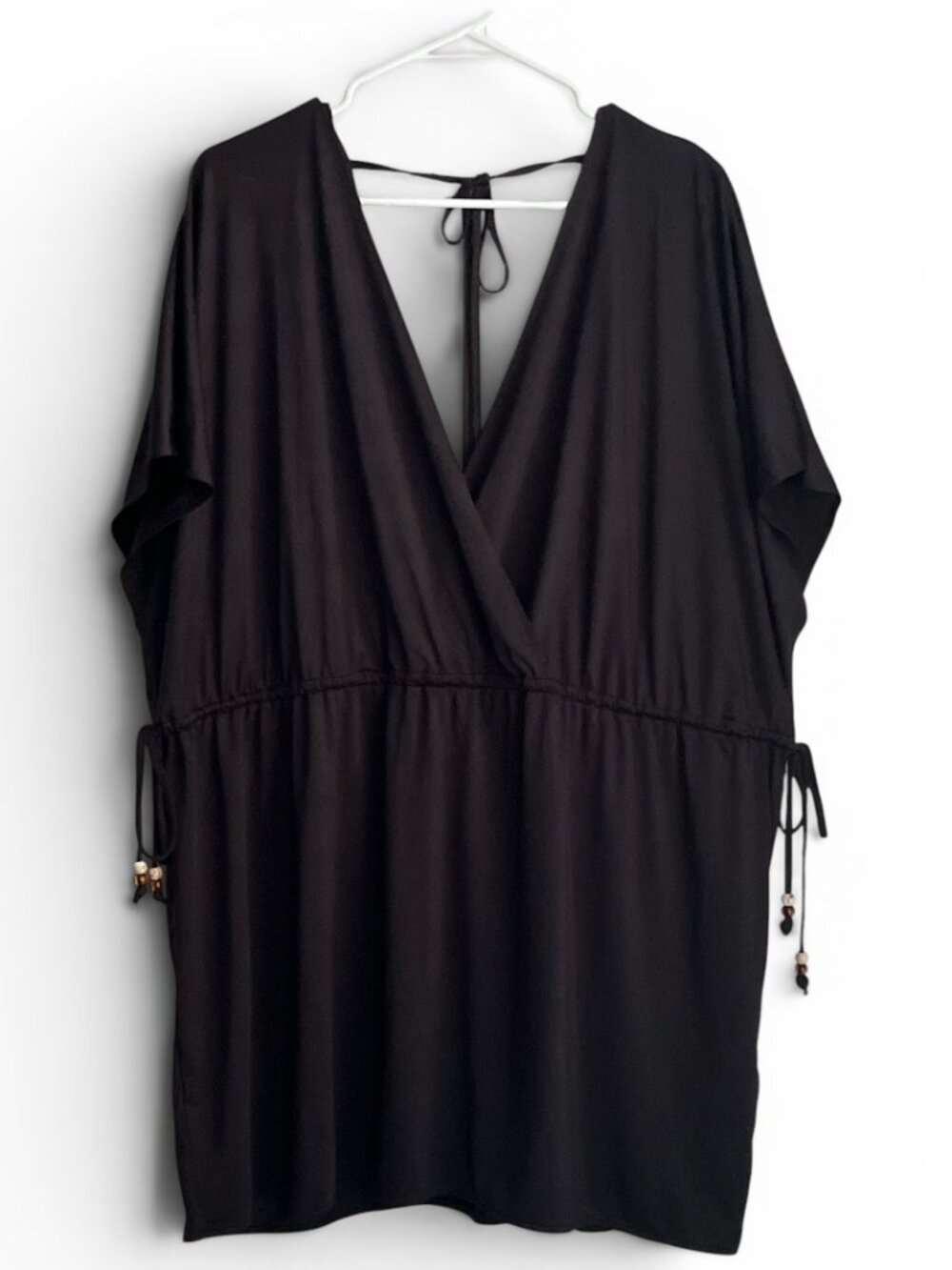 NWOT H&M V-neck Beach Dress in Black - Size M/L
